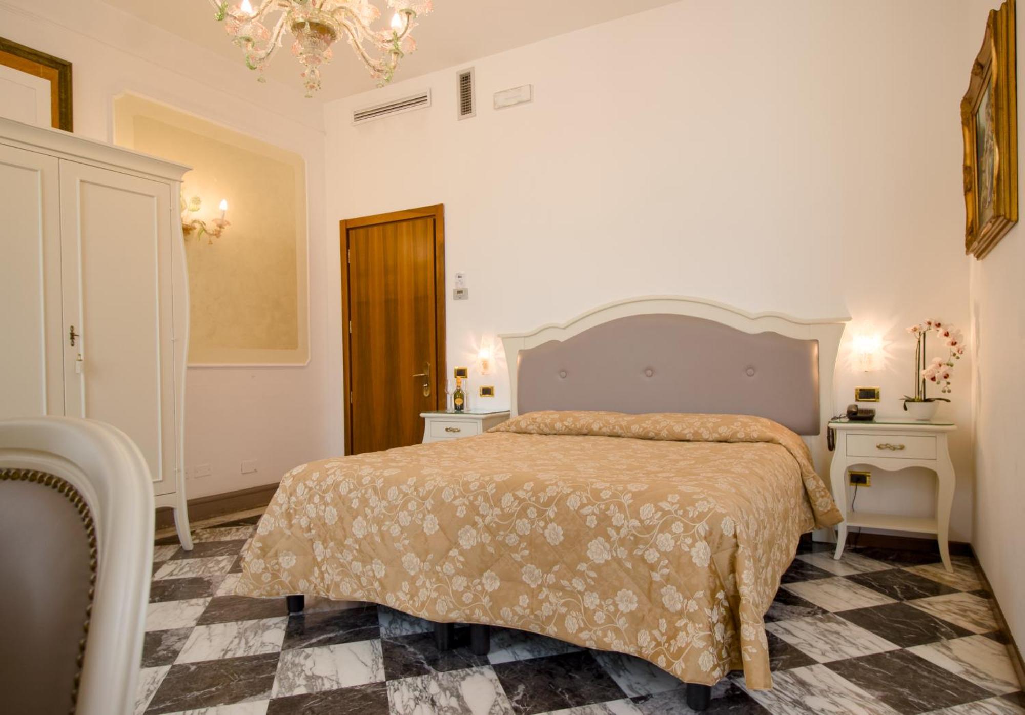 Stucky Hotel 4*
